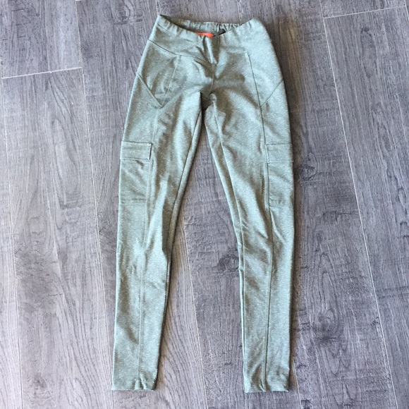 Zakti Green leggings - with pockets! - Picture 1 of 6